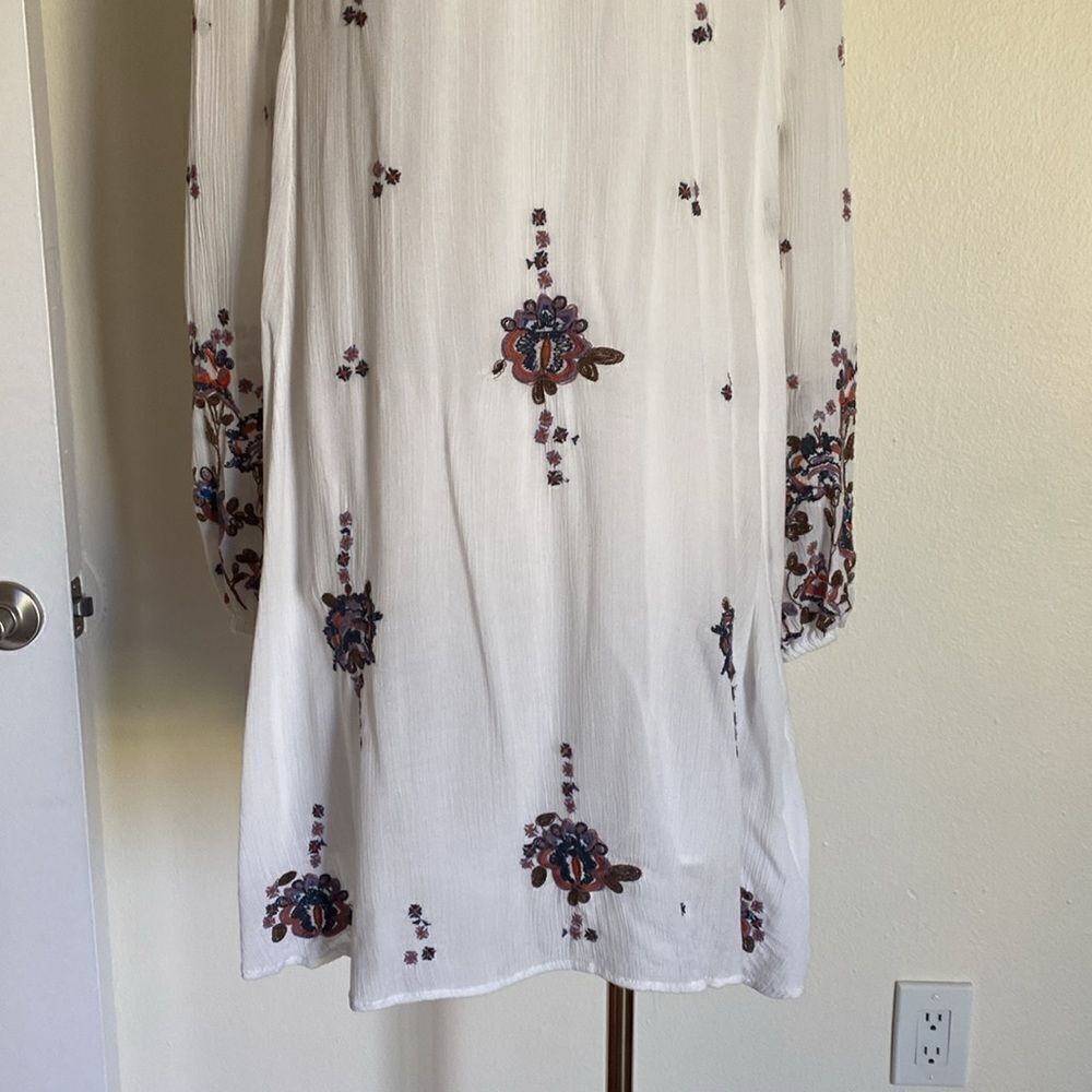 Free People Oxford White Embroidered Mini Swing Dress Size Small - Picture 4 of 16